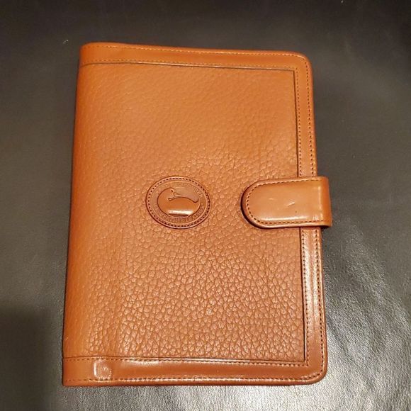 SOLD!! DOONEY & BOURKE Planner Agenda Holder - Picture 1 of 11